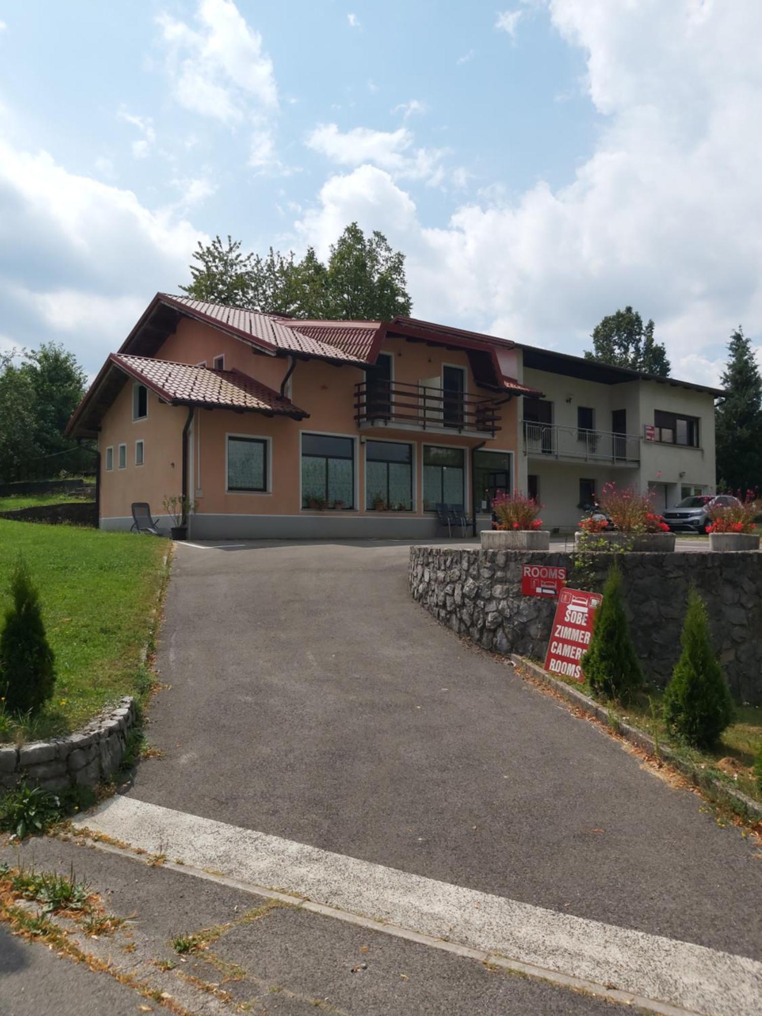 Rooms Zagon Postojna Zewnętrze zdjęcie
