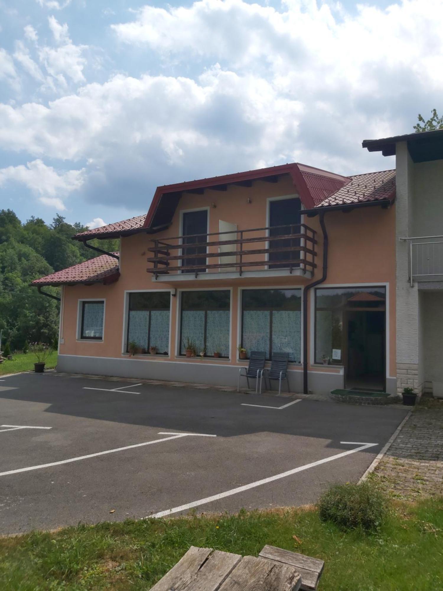Rooms Zagon Postojna Zewnętrze zdjęcie